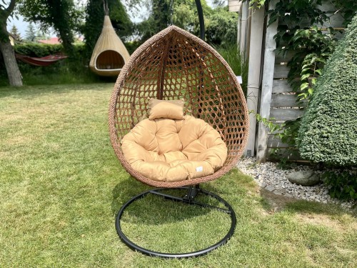 fotel wiszący na stelażu kokon do ogrodu domu na balkon technorattan brąz